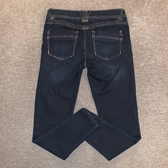 Democracy Jeans - Picture 2 of 7